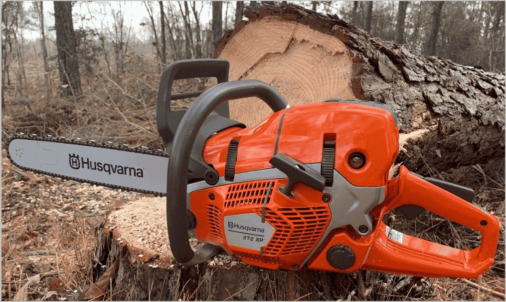 Husqvarna 572XP Chainsaw - featured
