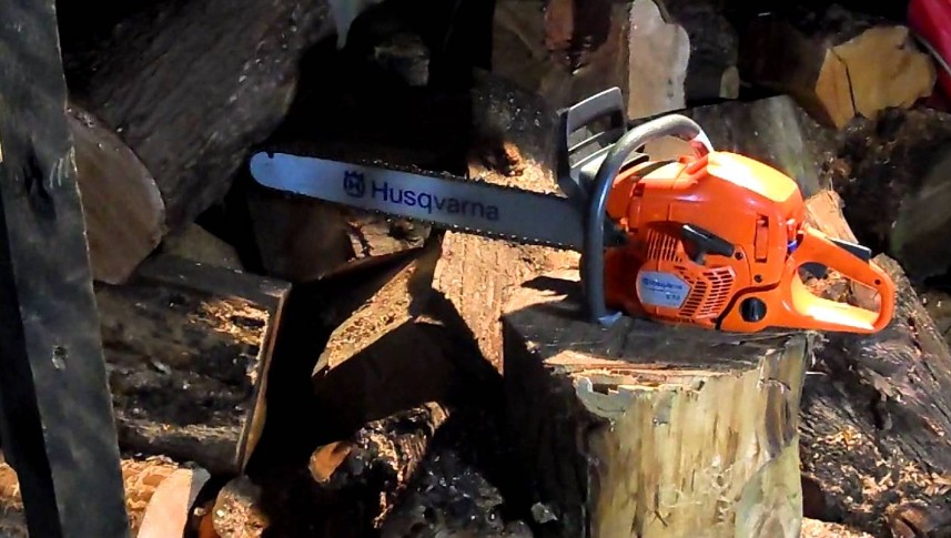 The Legacy of Power: A Comprehensive Look at the Husqvarna 570 Chainsaw 1 Husqvarna 570 chainsaw