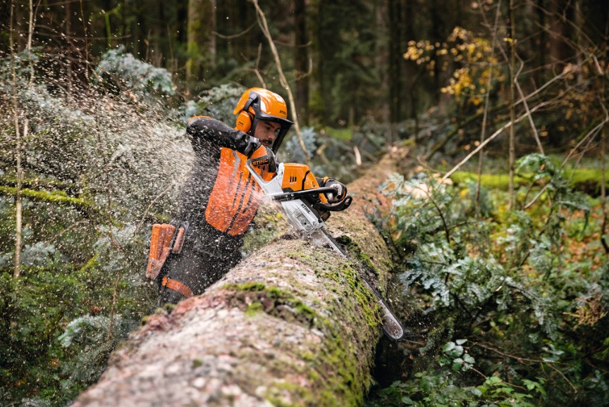STIHL 500i Chainsaw: The Ultimate Power Tool for Professionals 1 STIHL 500i chainsaw