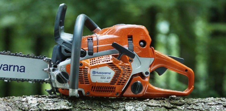 Husqvarna 562XP Specs— Full review, specs, common problems and buying guide 1 husqvarna 562xp specs