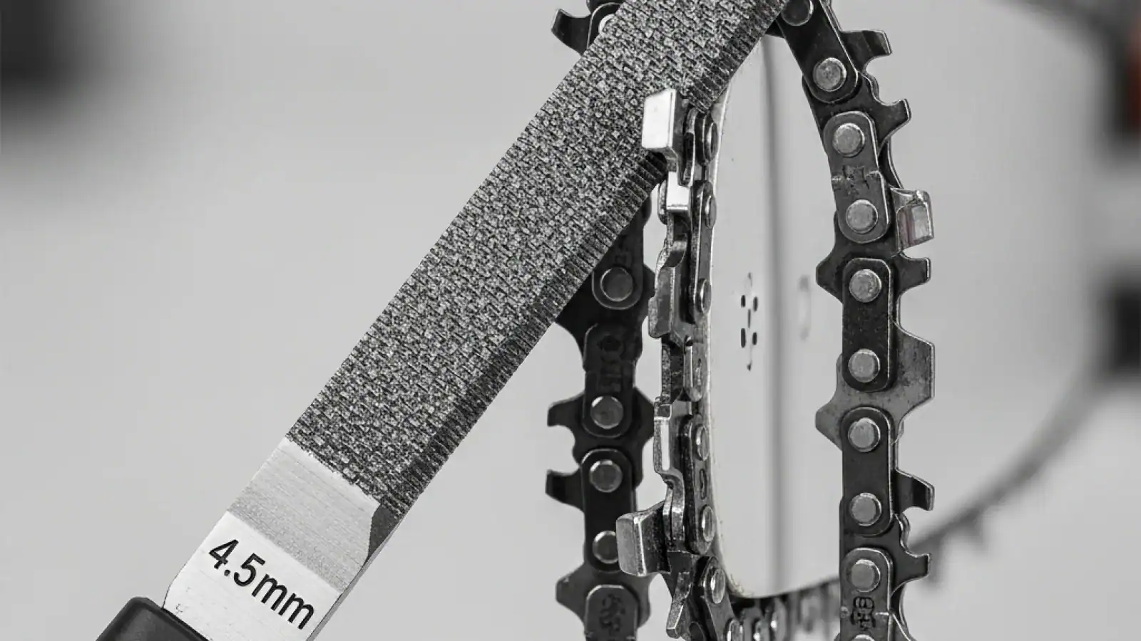 4.5 mm chainsaw file featured image