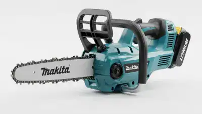 Makita Cordless Chainsaw featured image
